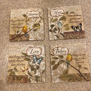 4 Wall Plaques Love, Hope, Happiness, Believe